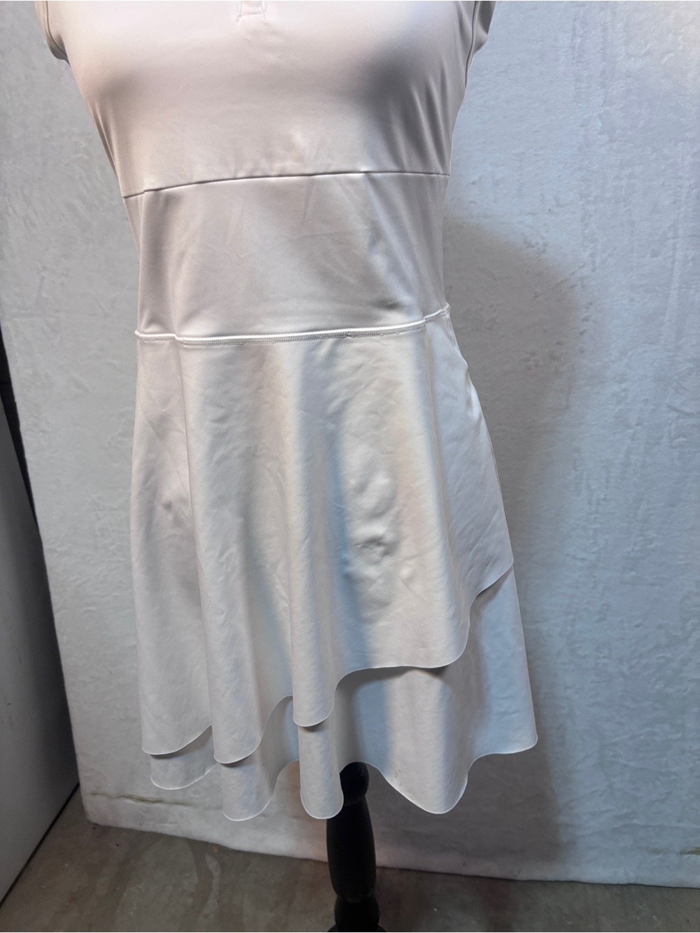 Athleta M Break Point Dress Medium Pacific White - Picture 4 of 13
